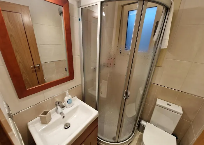 Bouzas. Garaje Con Cargador V.e. Vigo